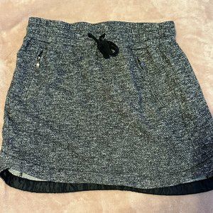 Grey Skirt sz M